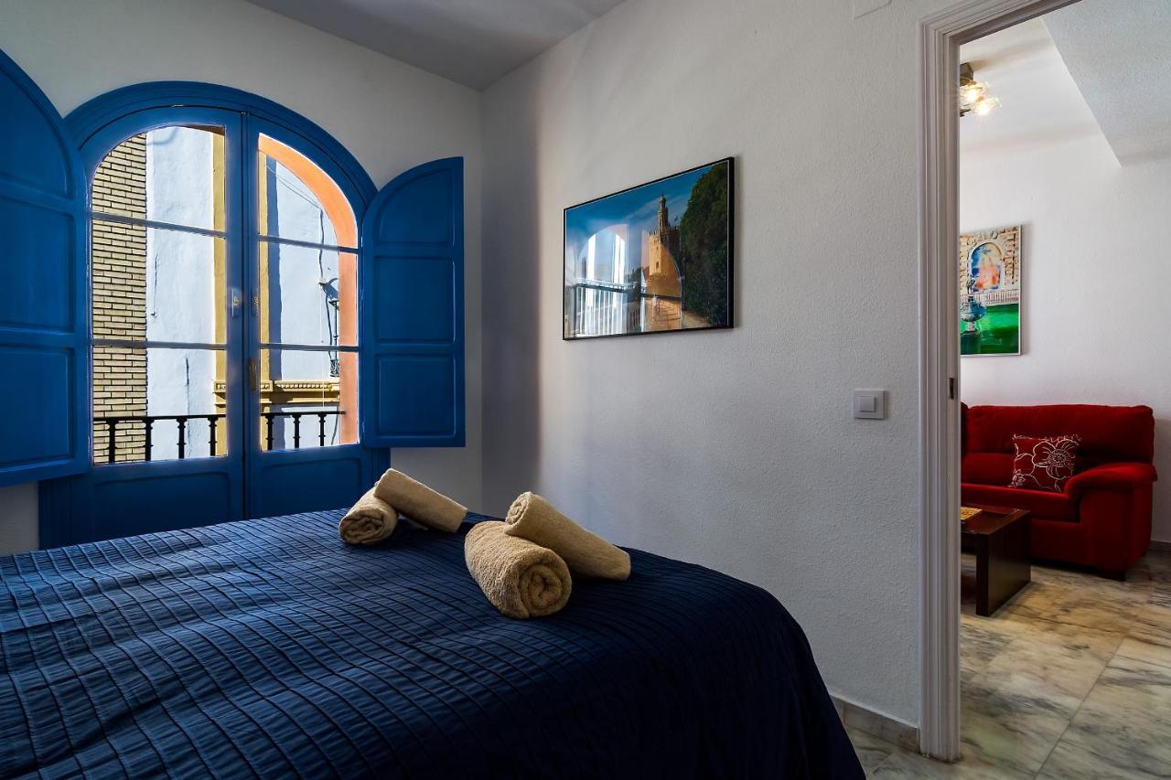 More Center Apartment Севиля Екстериор снимка