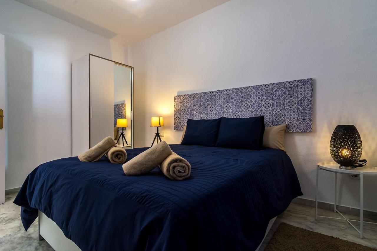 More Center Apartment Севиля Екстериор снимка